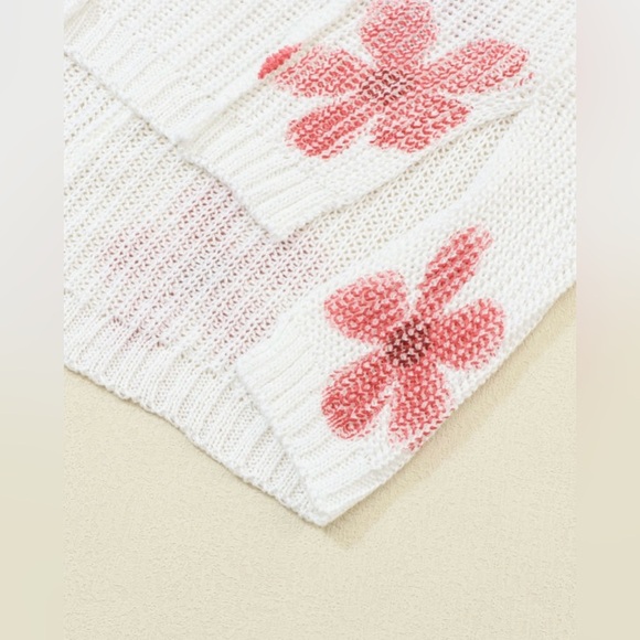 Floral Knit Hooded Sweater - White and Pink - Picture 13 of 16